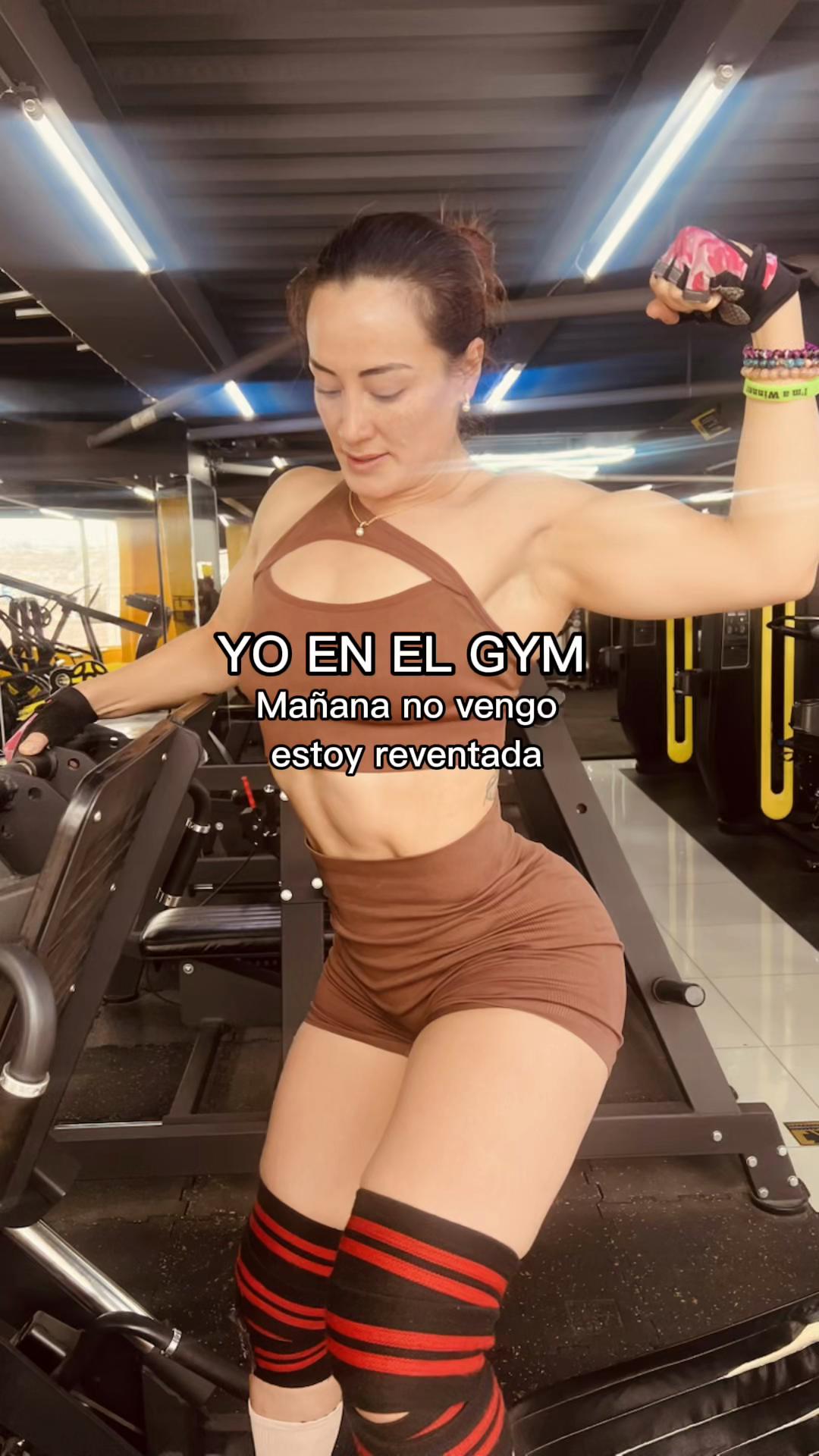 @NelaFit