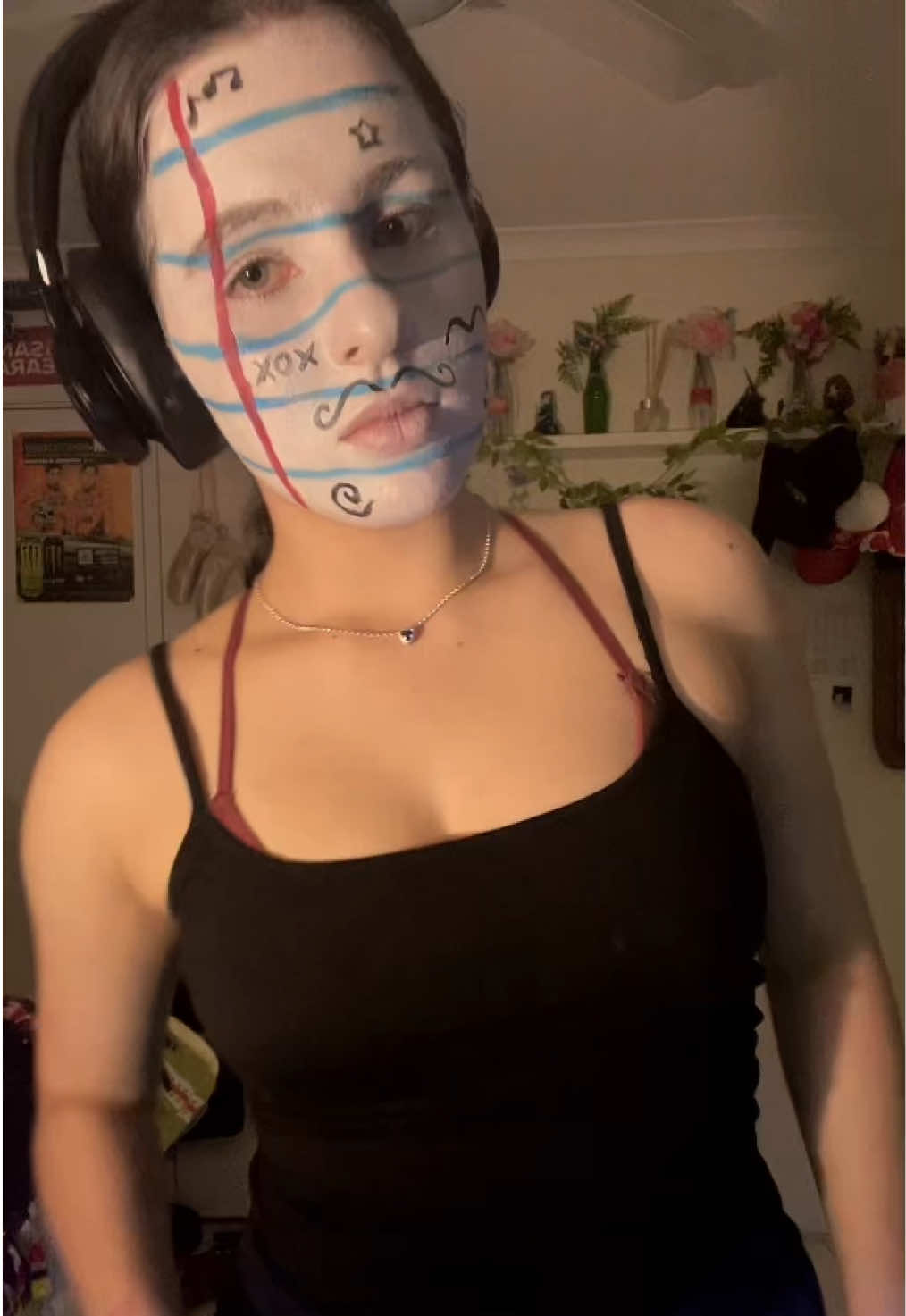 @˙⋆✮꩜𝙲𝚛𝚘𝚠꩜✮⋆˙