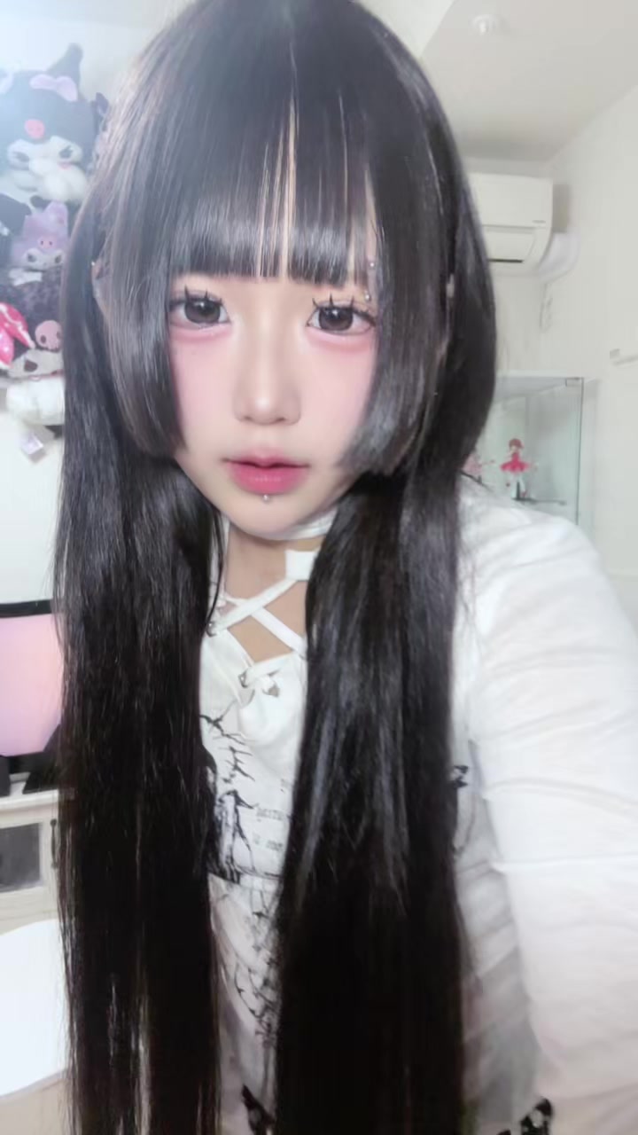 @ななみ なな
