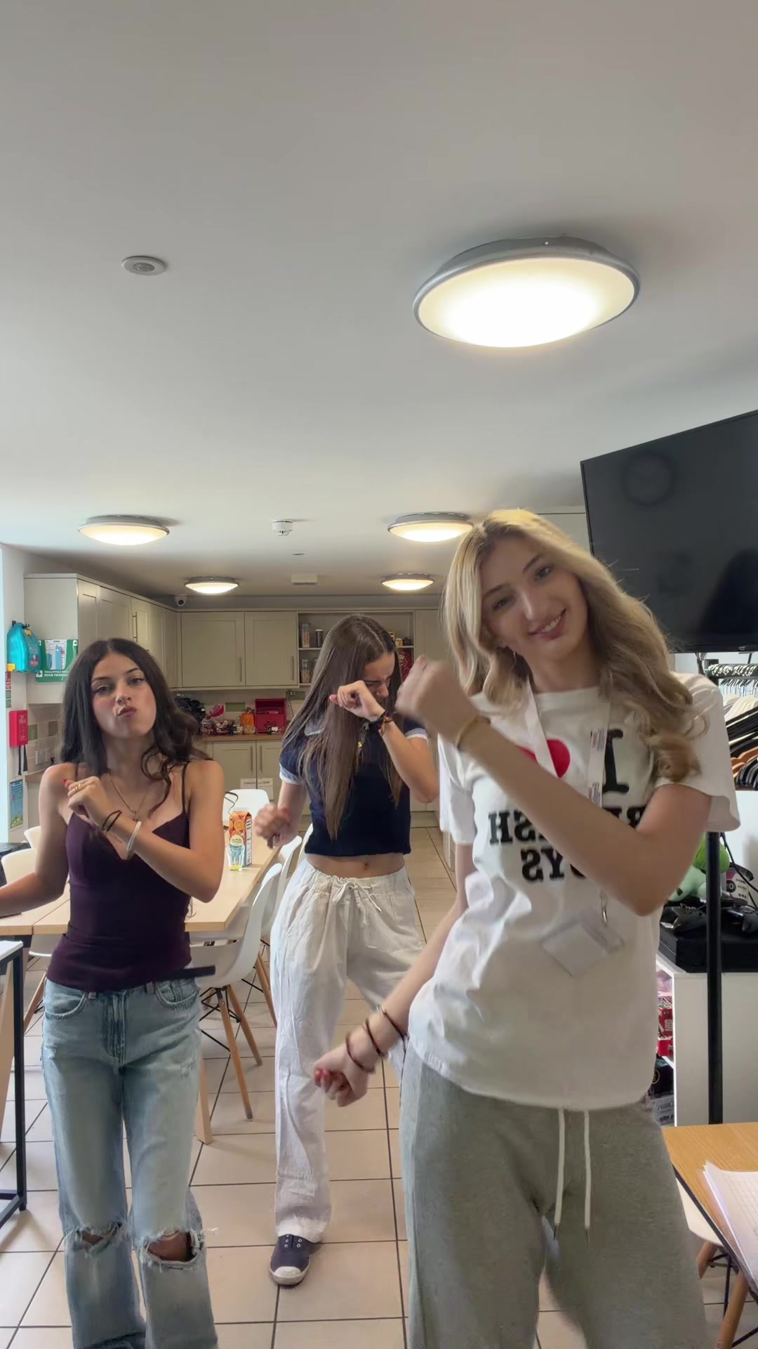 @kitsi
