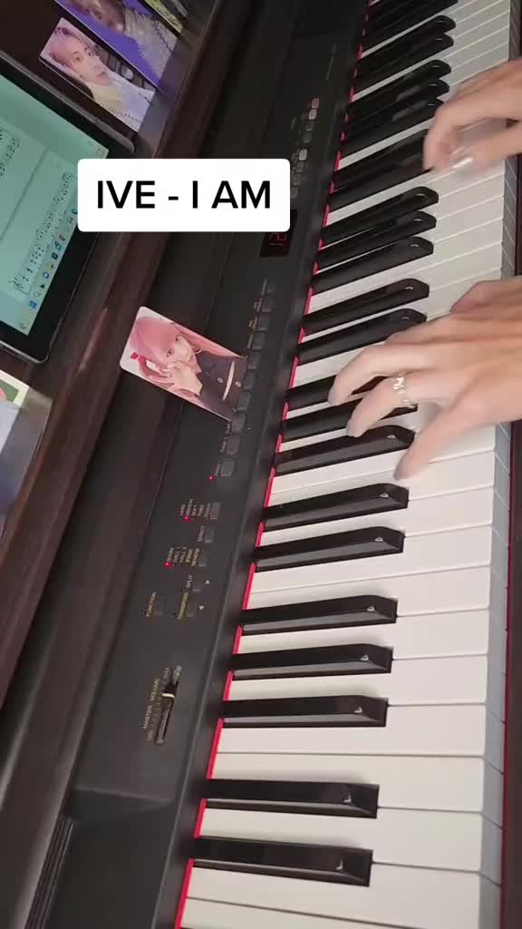 @Lucy - 🎹  & 📚