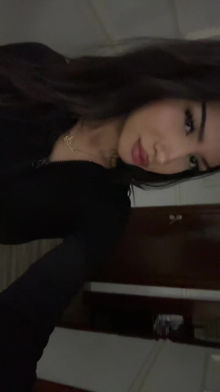 @yasmine