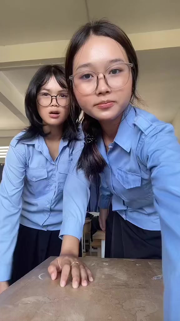 @យូណា