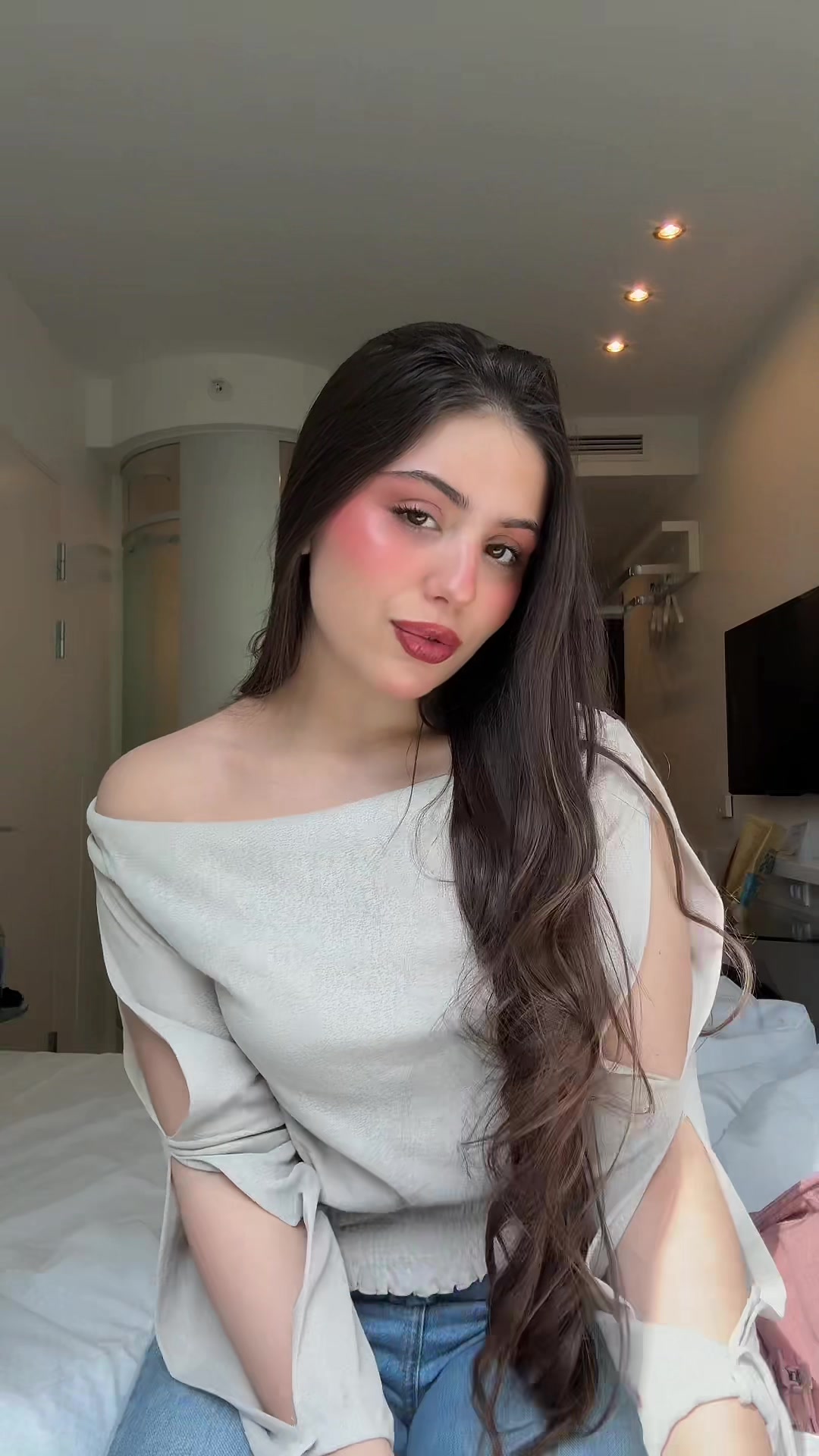 @Mishamontiel