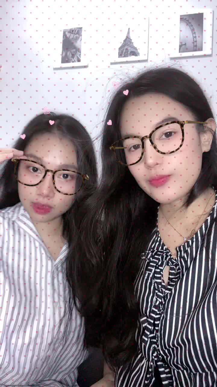 @Jshshjkskks