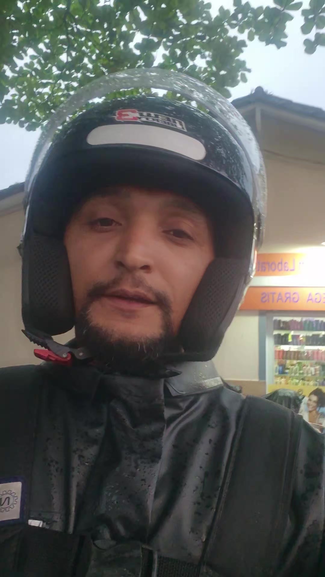@Daniel de Paraty