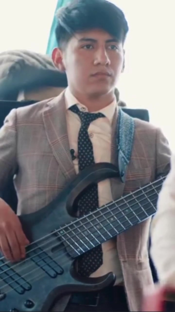 @Rubén Velásquez 🎸