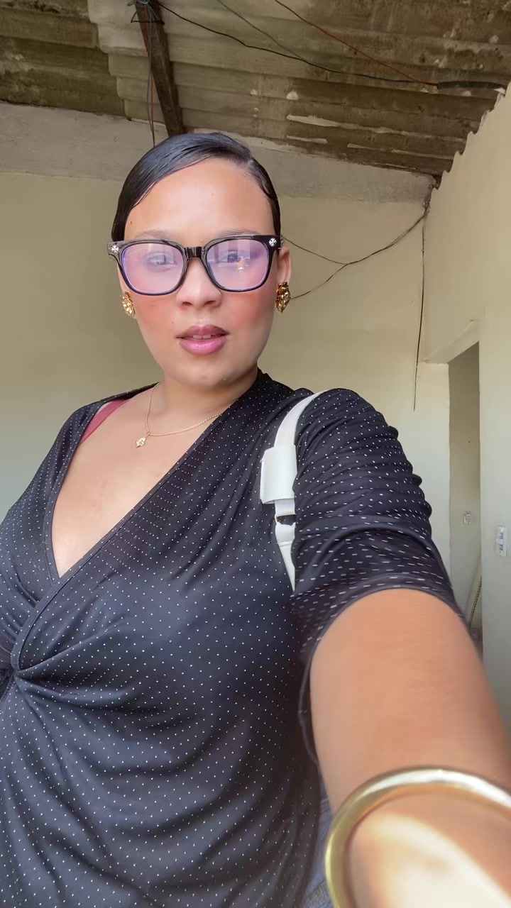 @Lê✨