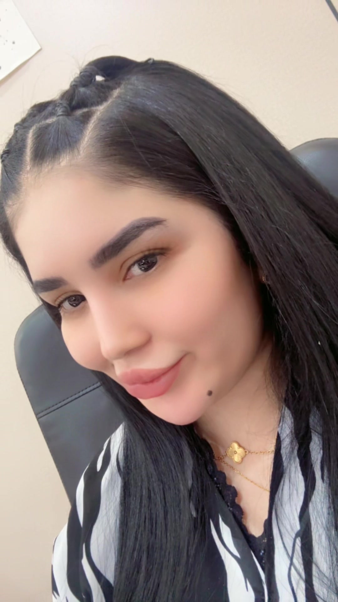 @Cosm&eacute;tique _ihssan