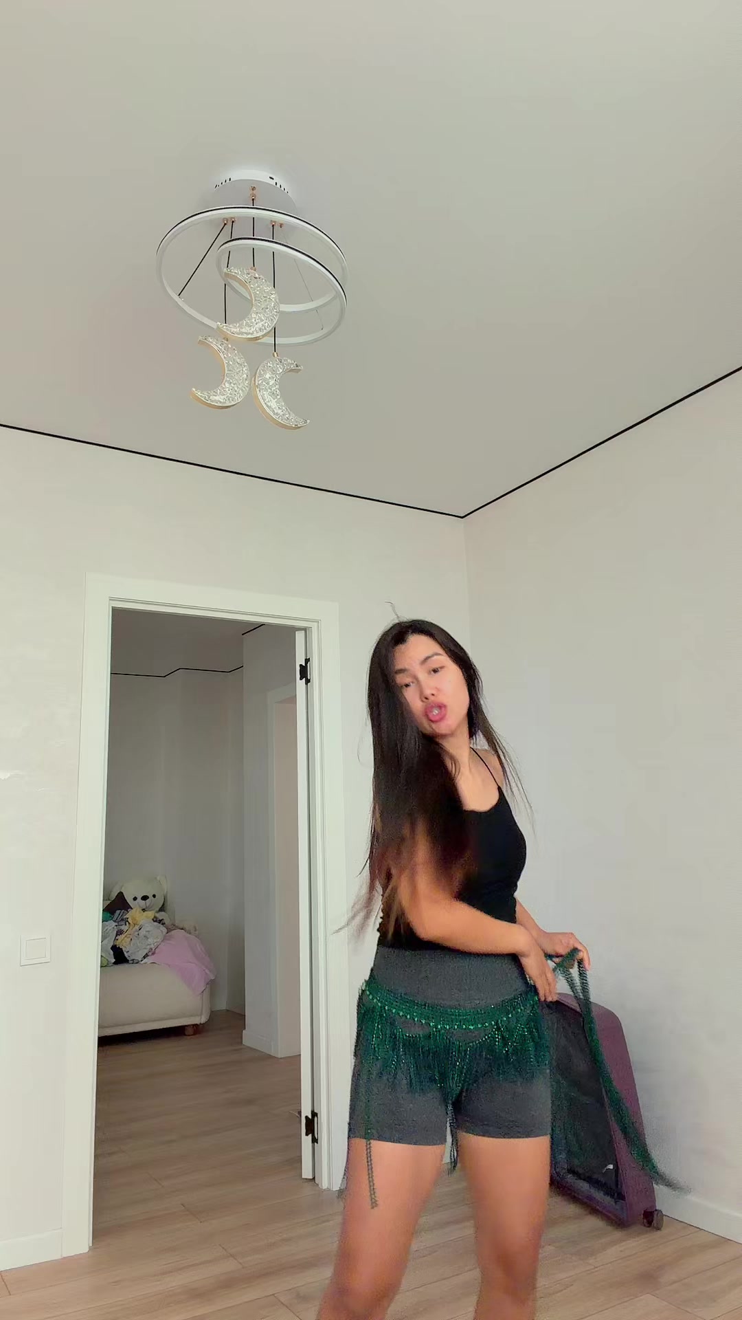 @Тина