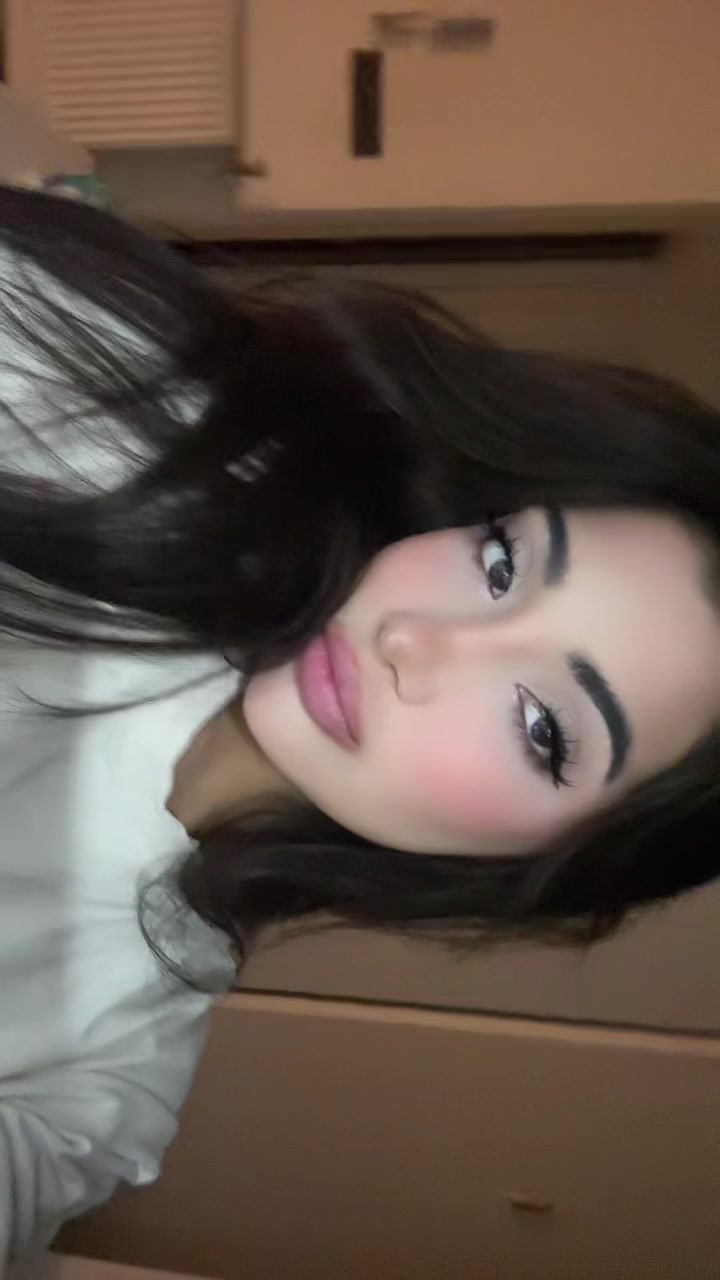 @Niusha