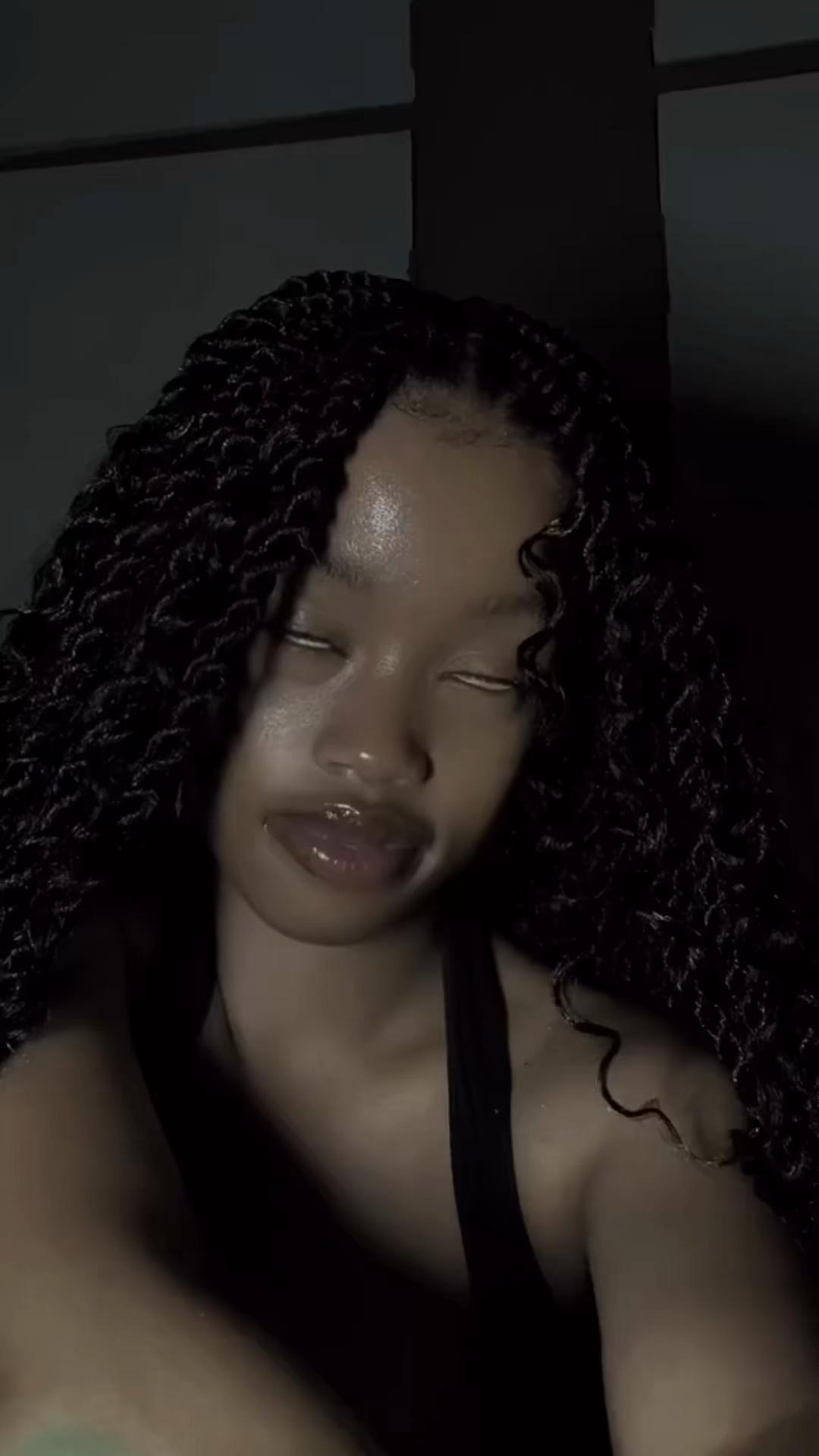@_𝓉𝓈𝒽𝓌𝒶𝓃𝑒𝓁.𝑜