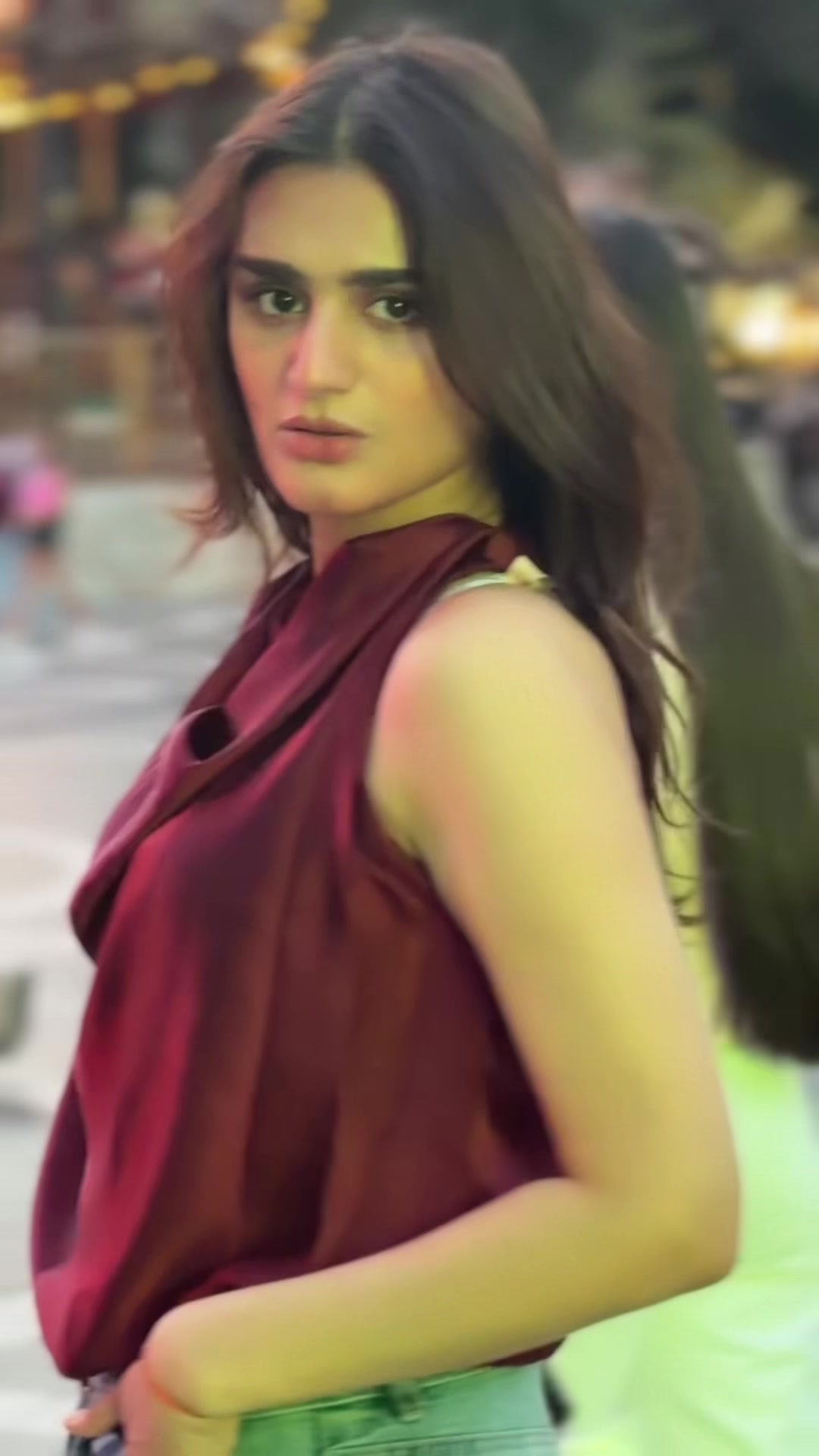 @HiraMani
