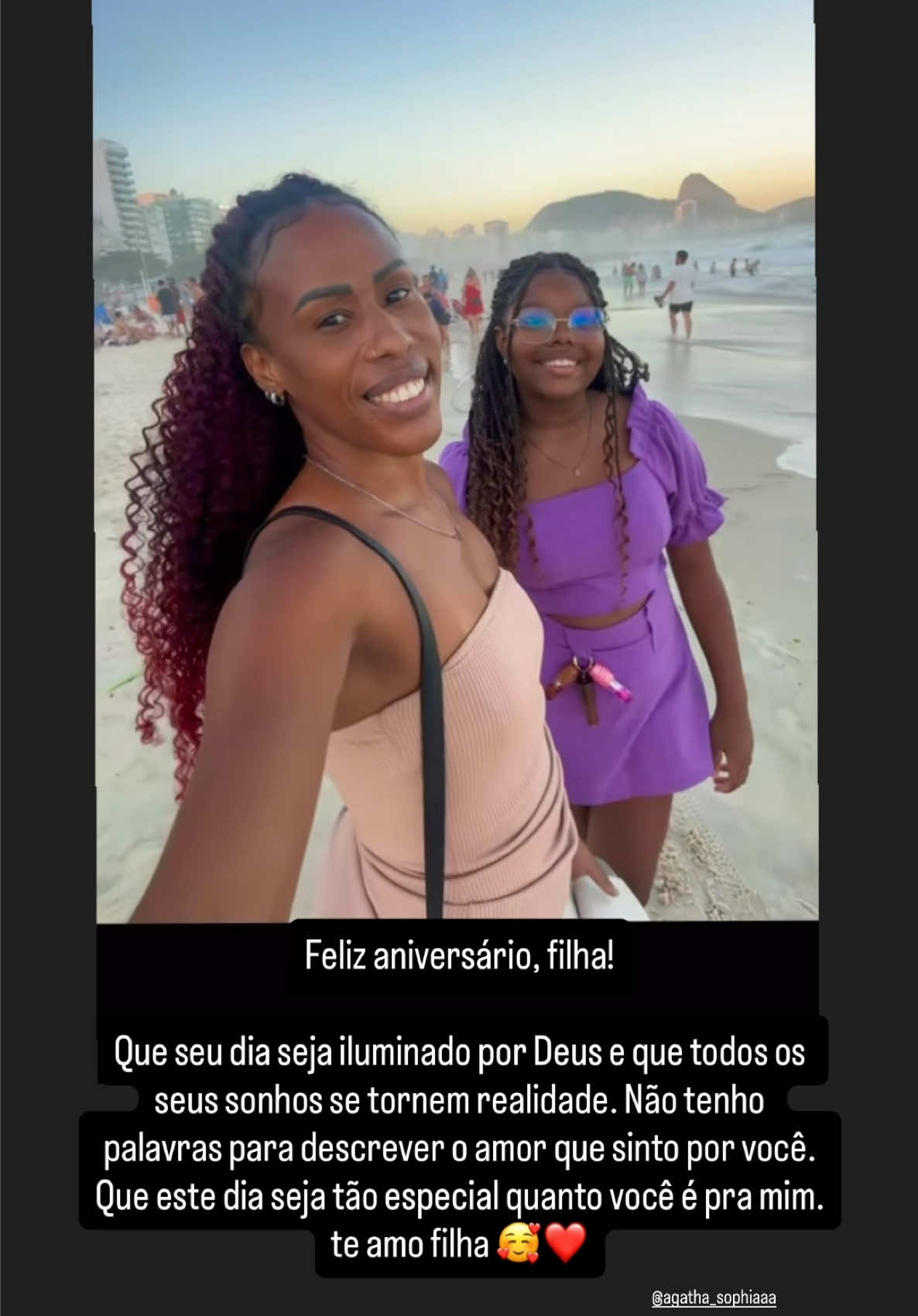 @Larissa Cristina
