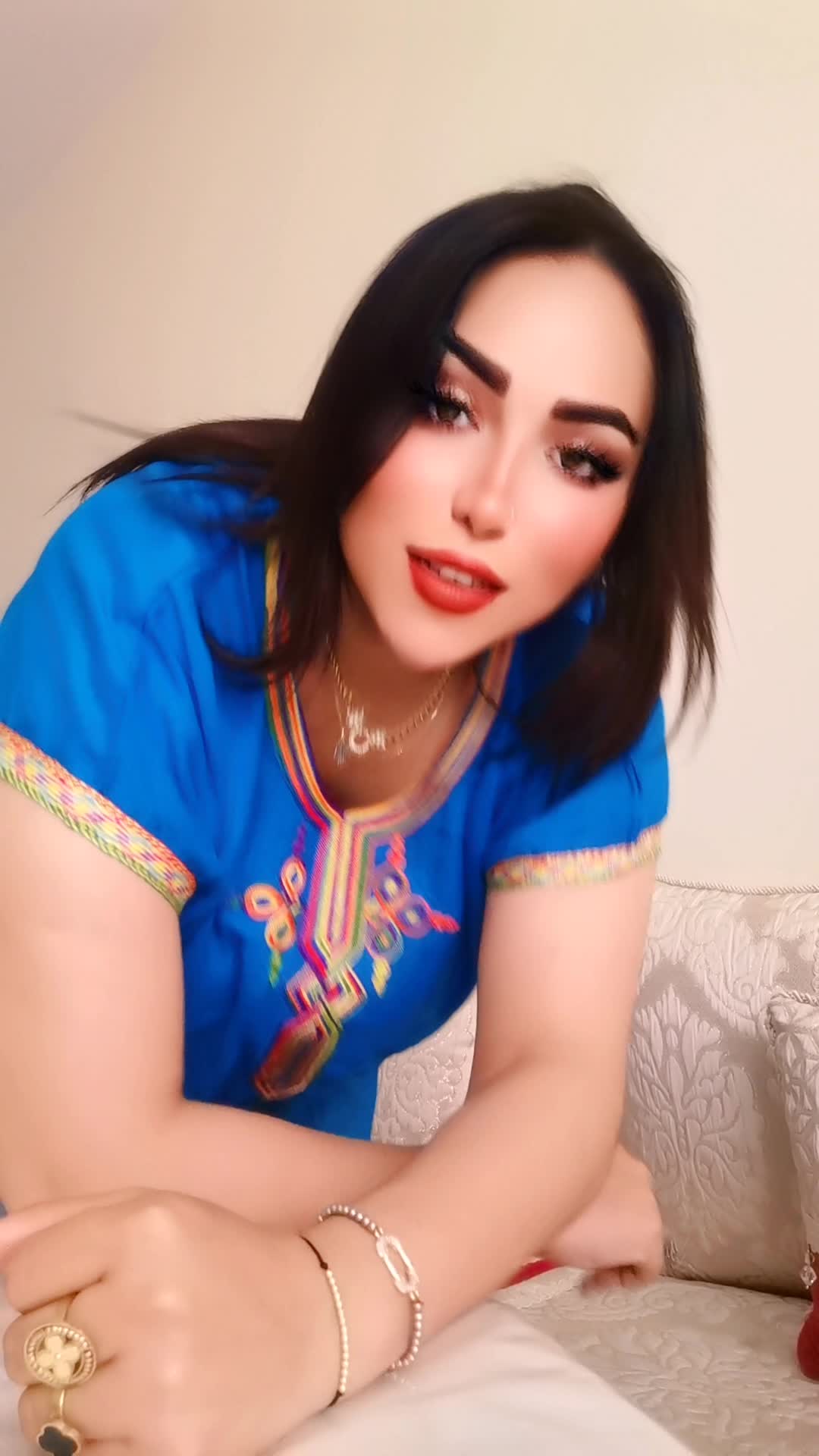 @هدى أفيسيال