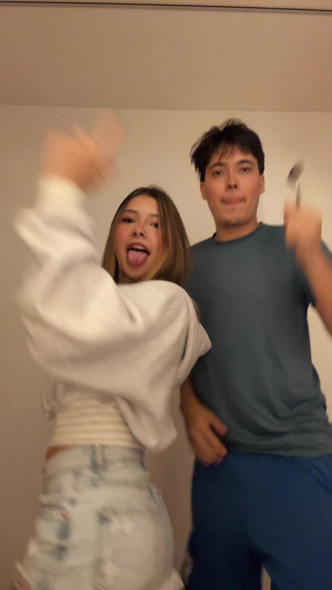 @jujuamancio