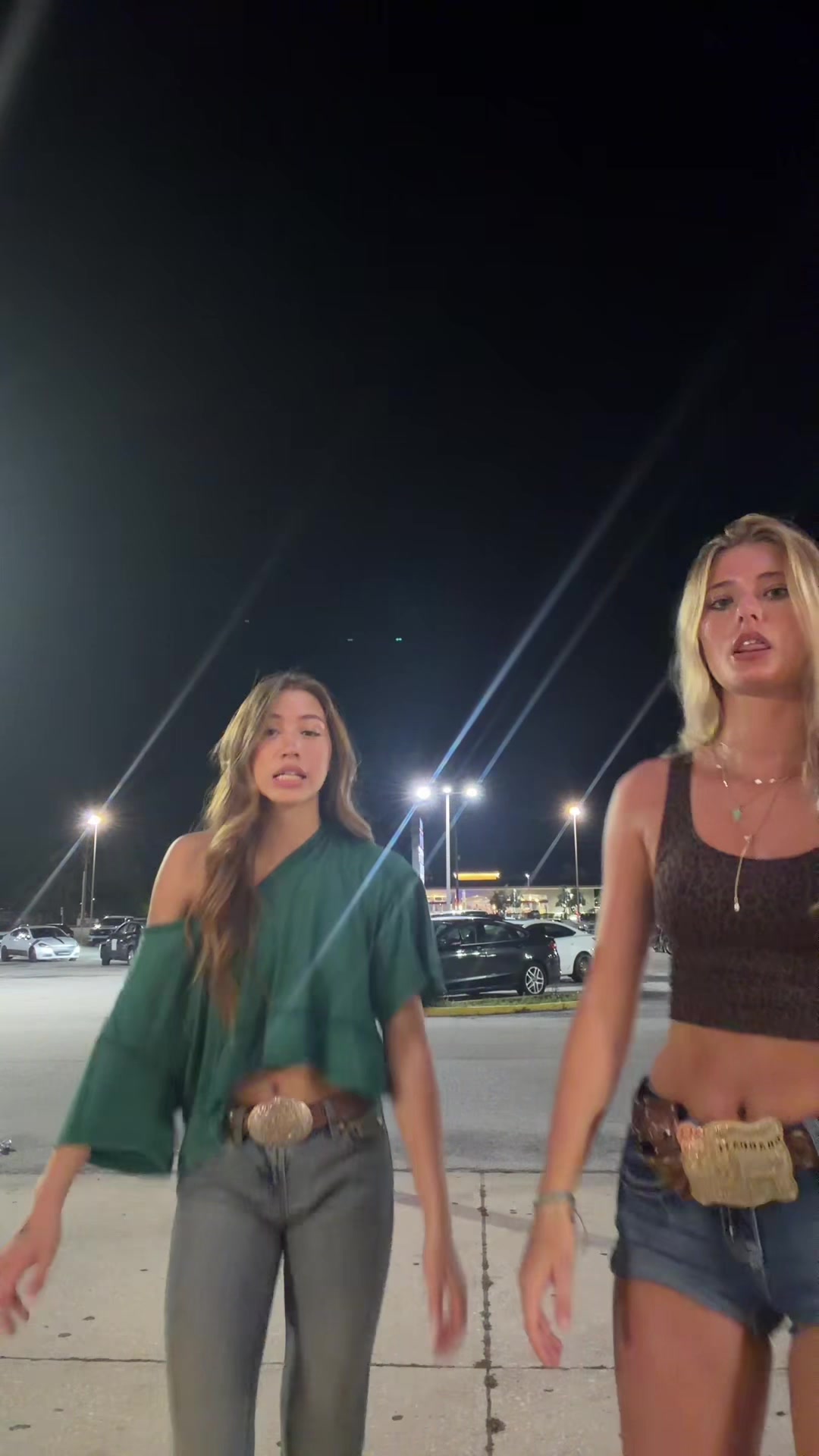 @Sabrina_
