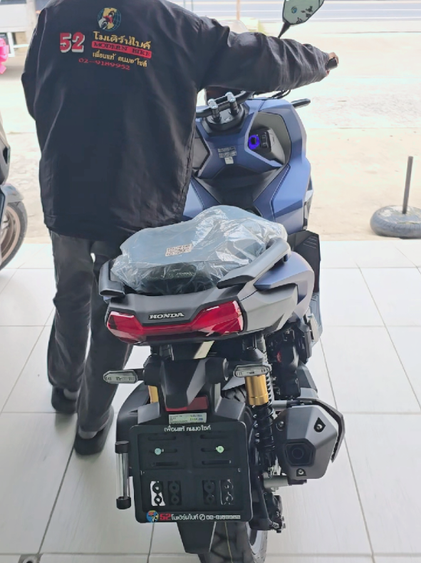 @Che မထွေး🇲🇲🛵
