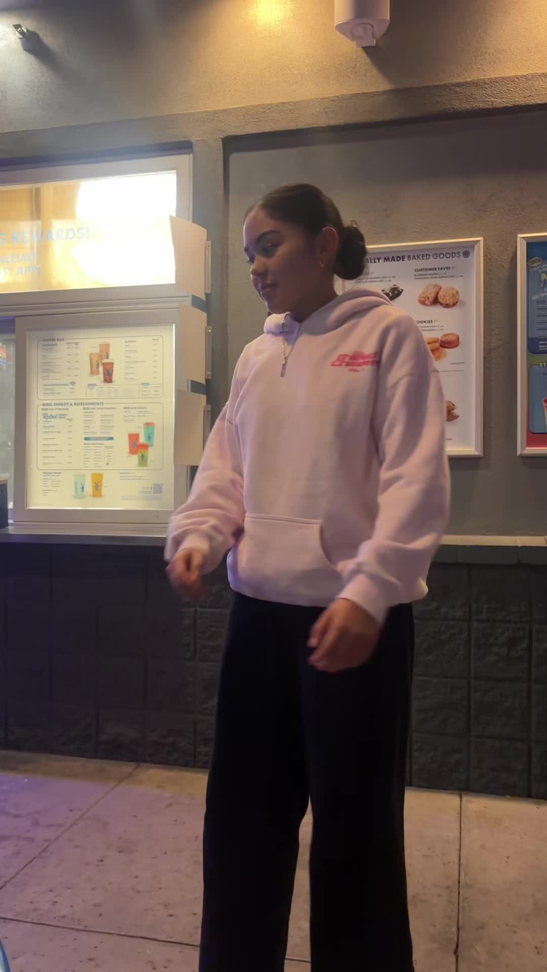 @𝒩ℯ𝓈𝓈𝒶 ꨄ