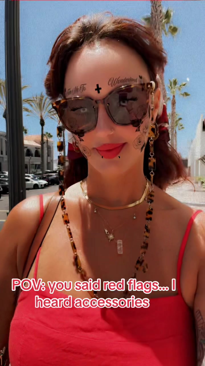 @aphrodite.woman🧿🐚