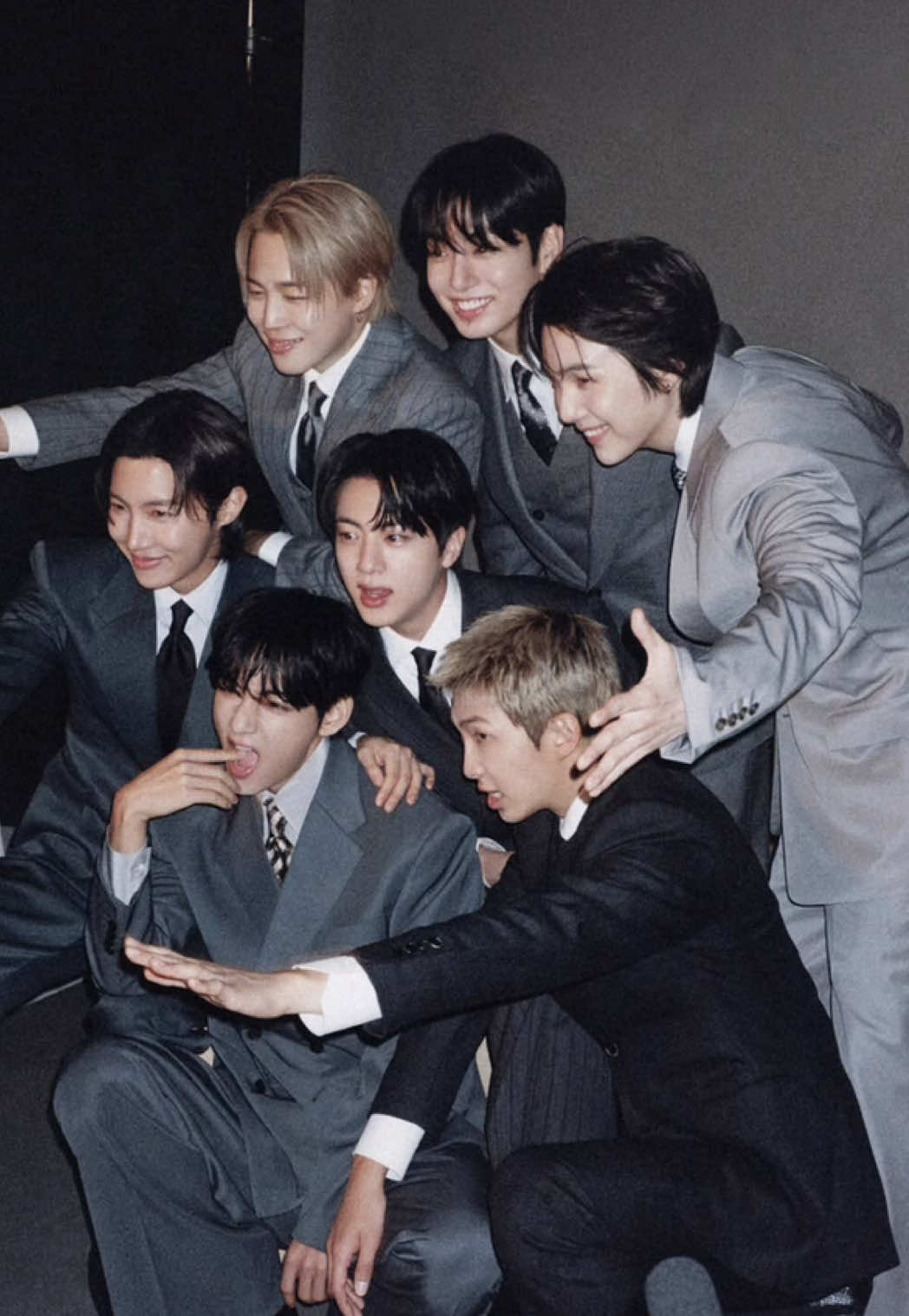 @melo ᥫ᭡