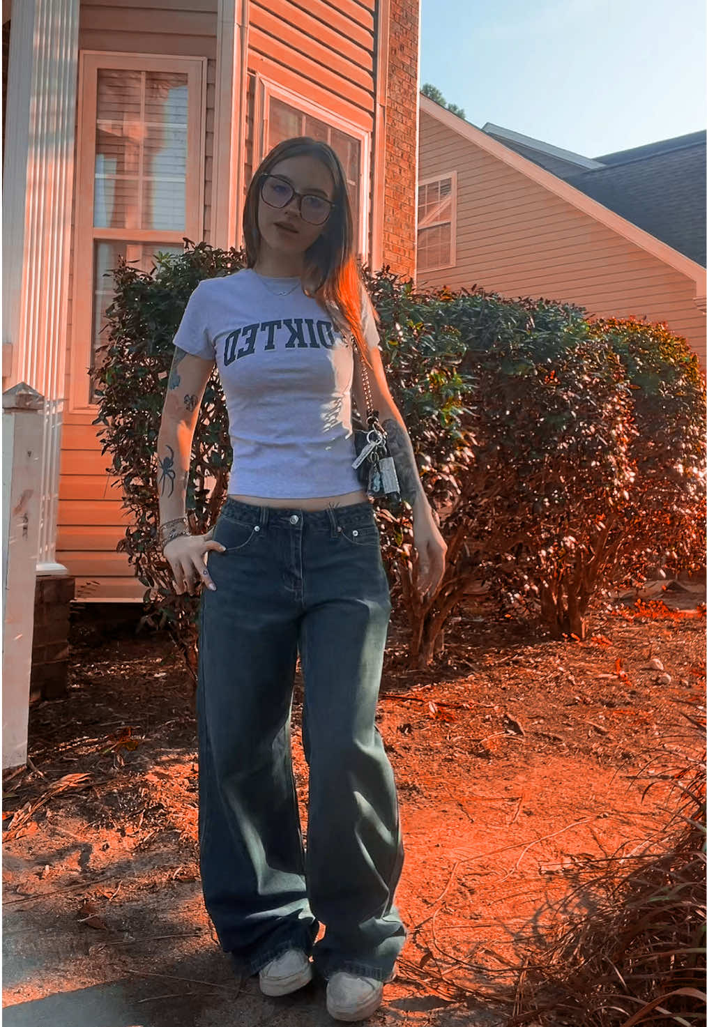 @f4wng1rl