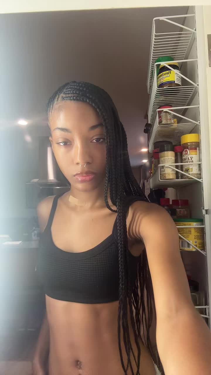 @😻