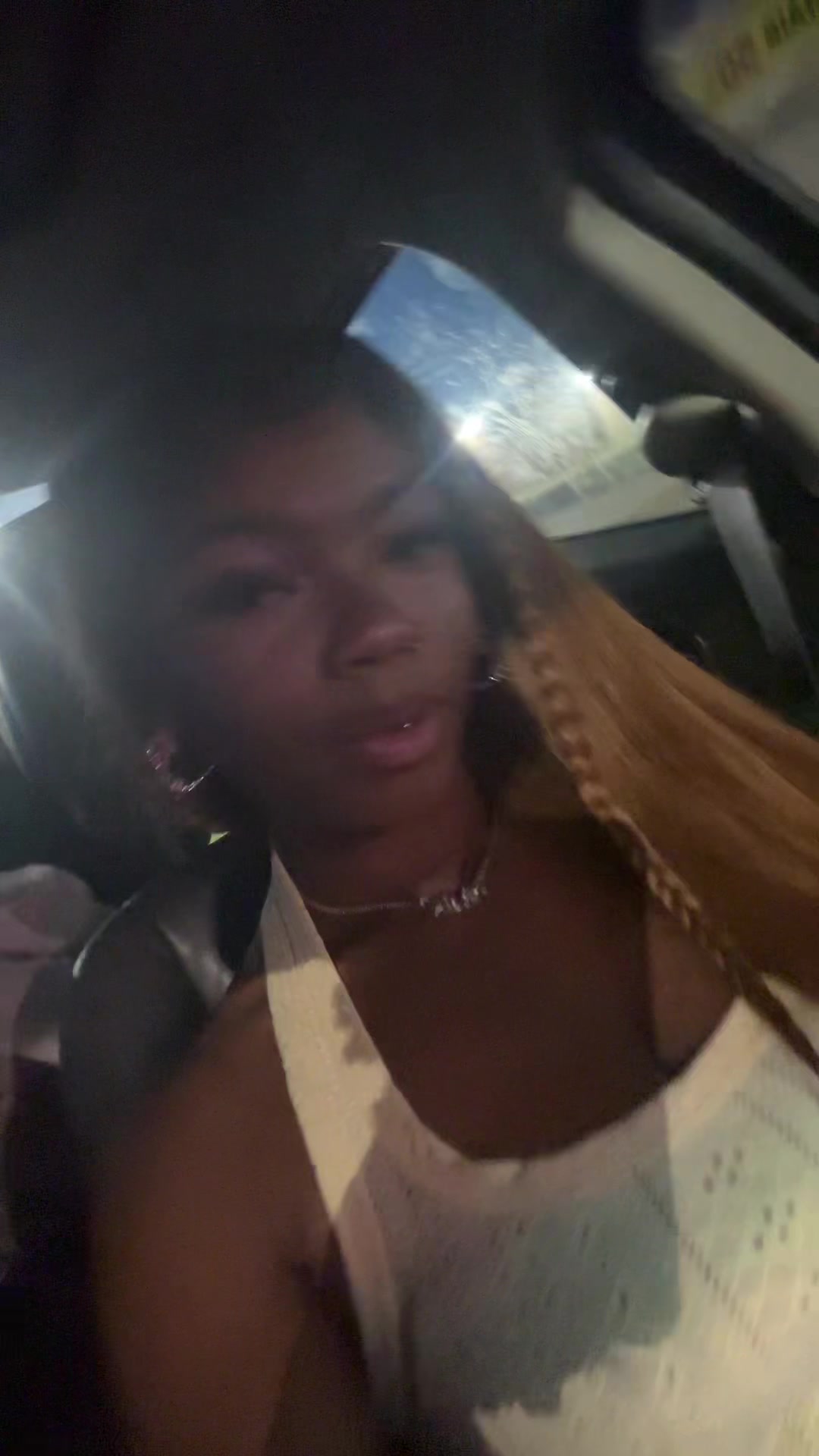 @sostunna
