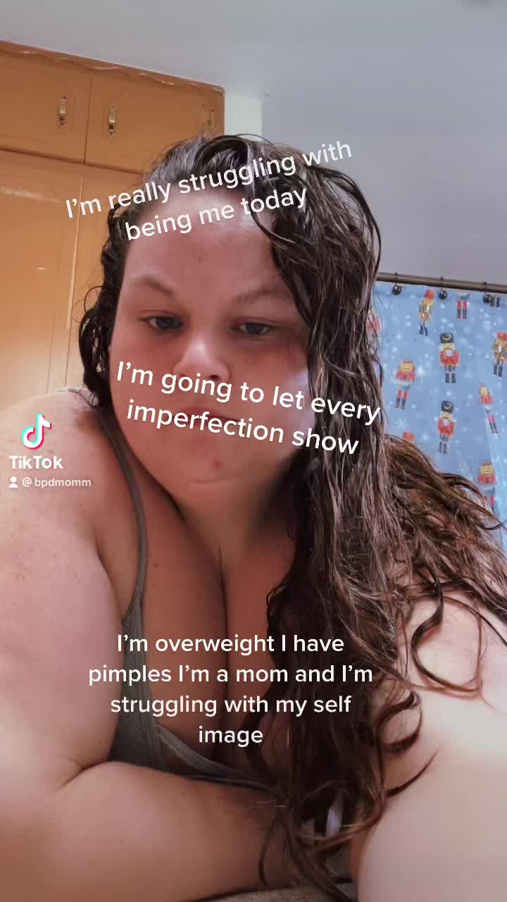 @Jess||medical mom🎗️