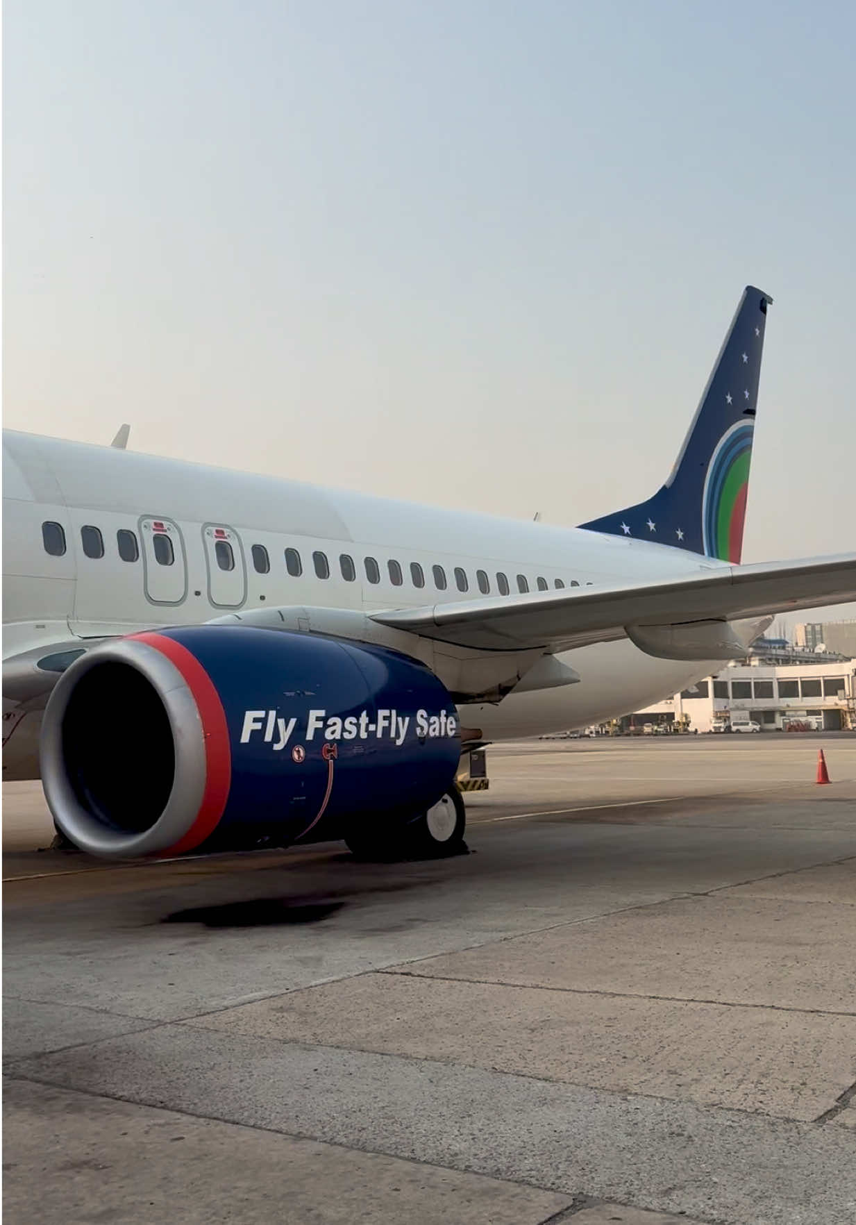 @Anoy...✈️🇮🇹