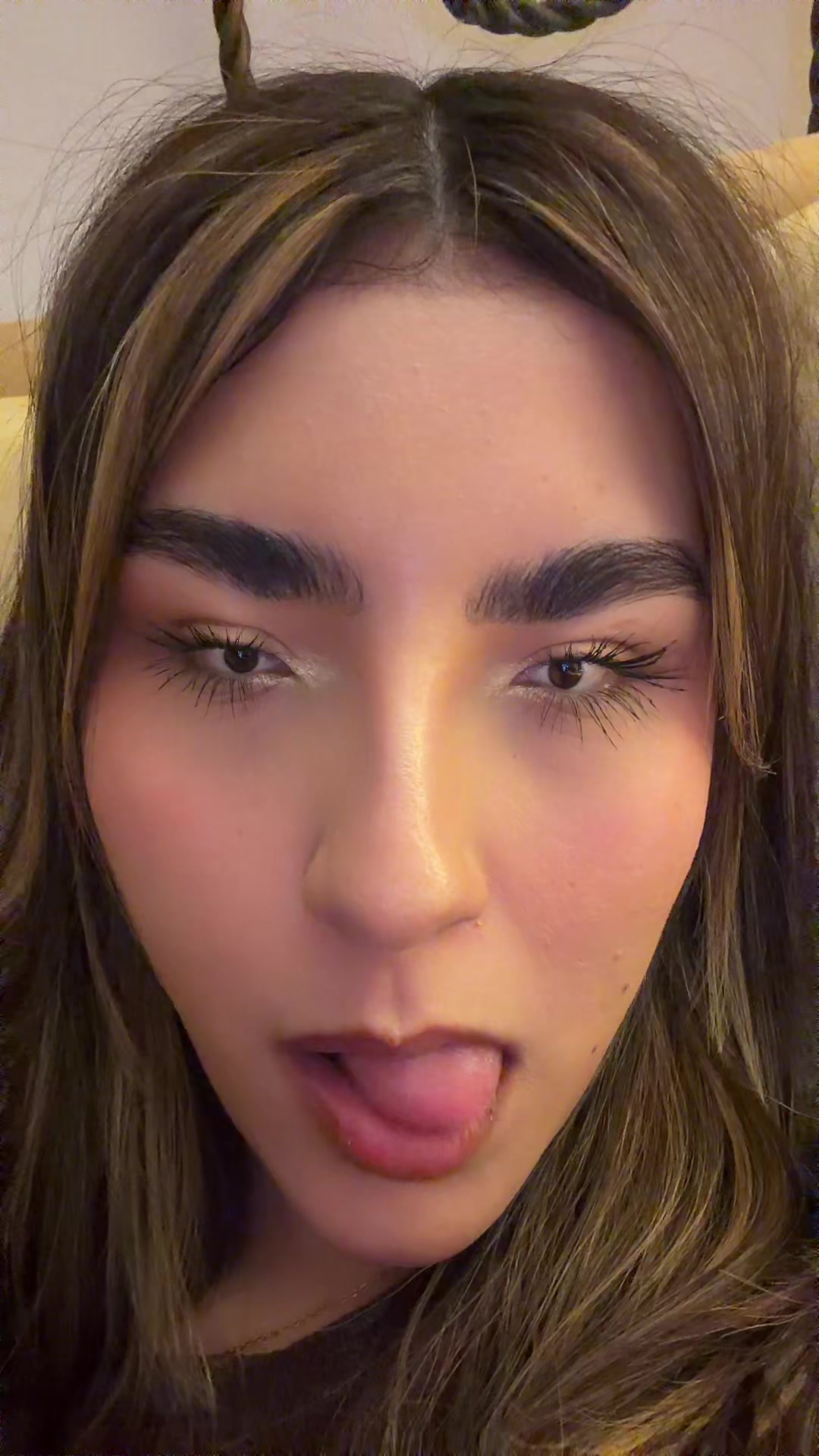 @Angelita