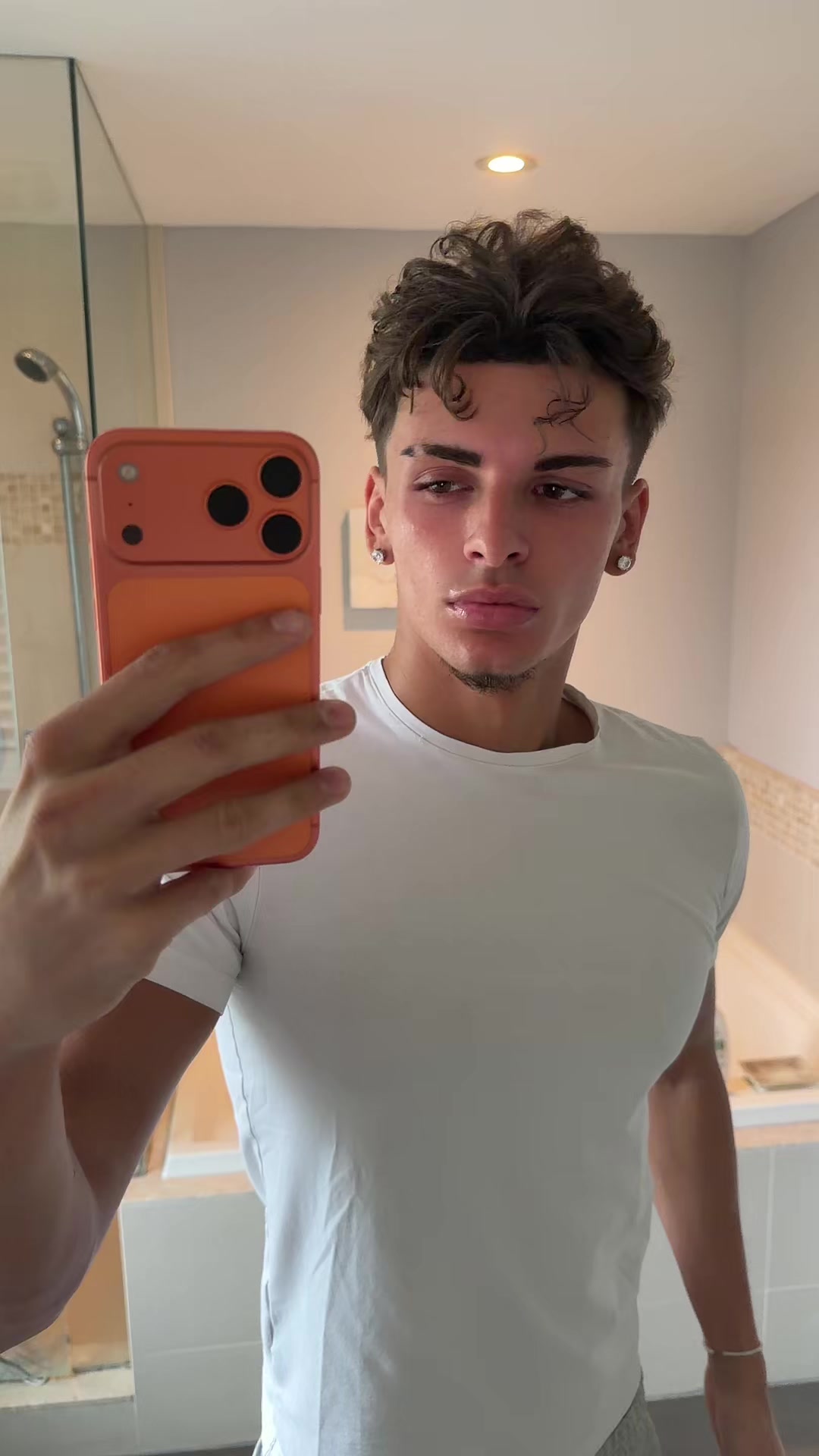 @chris.nikoo