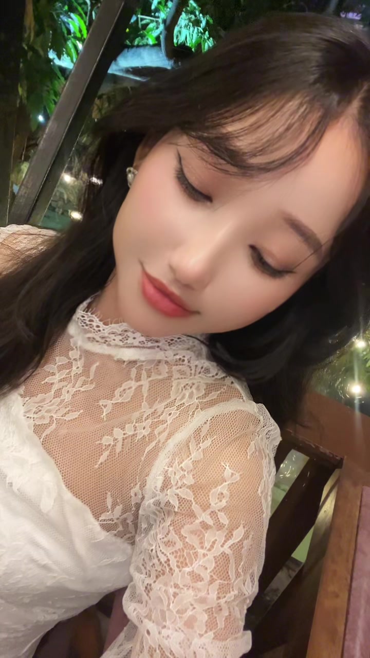 @jeenaraiii