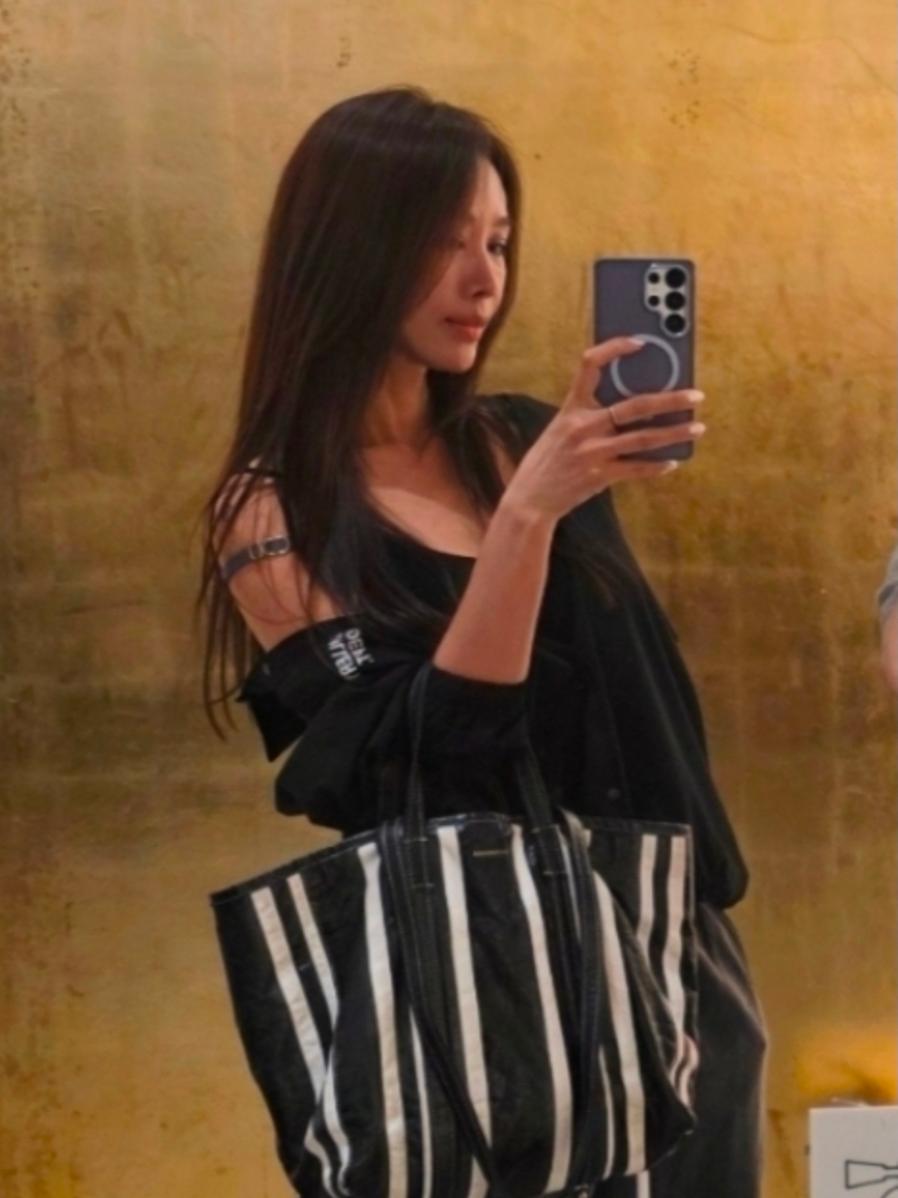 @MINJU1975
