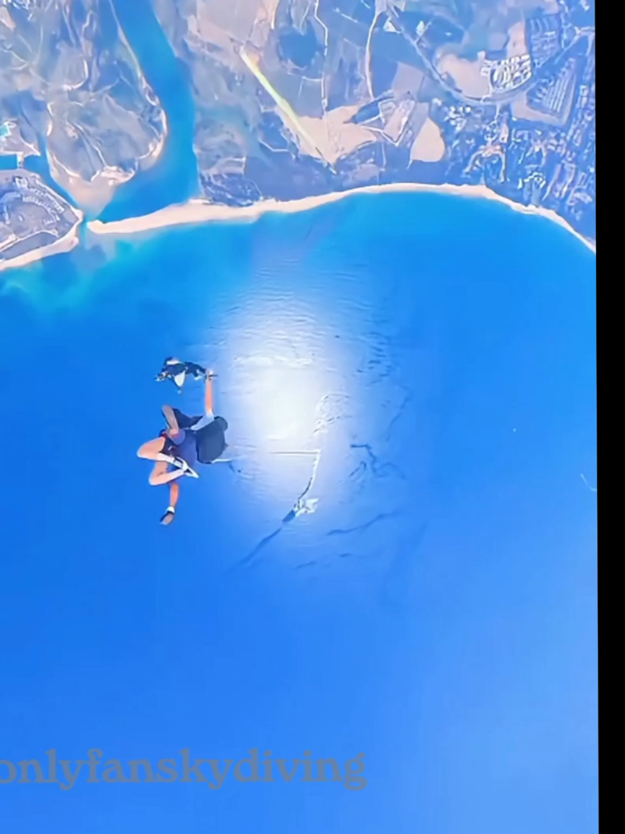 @onlyfanskydiving