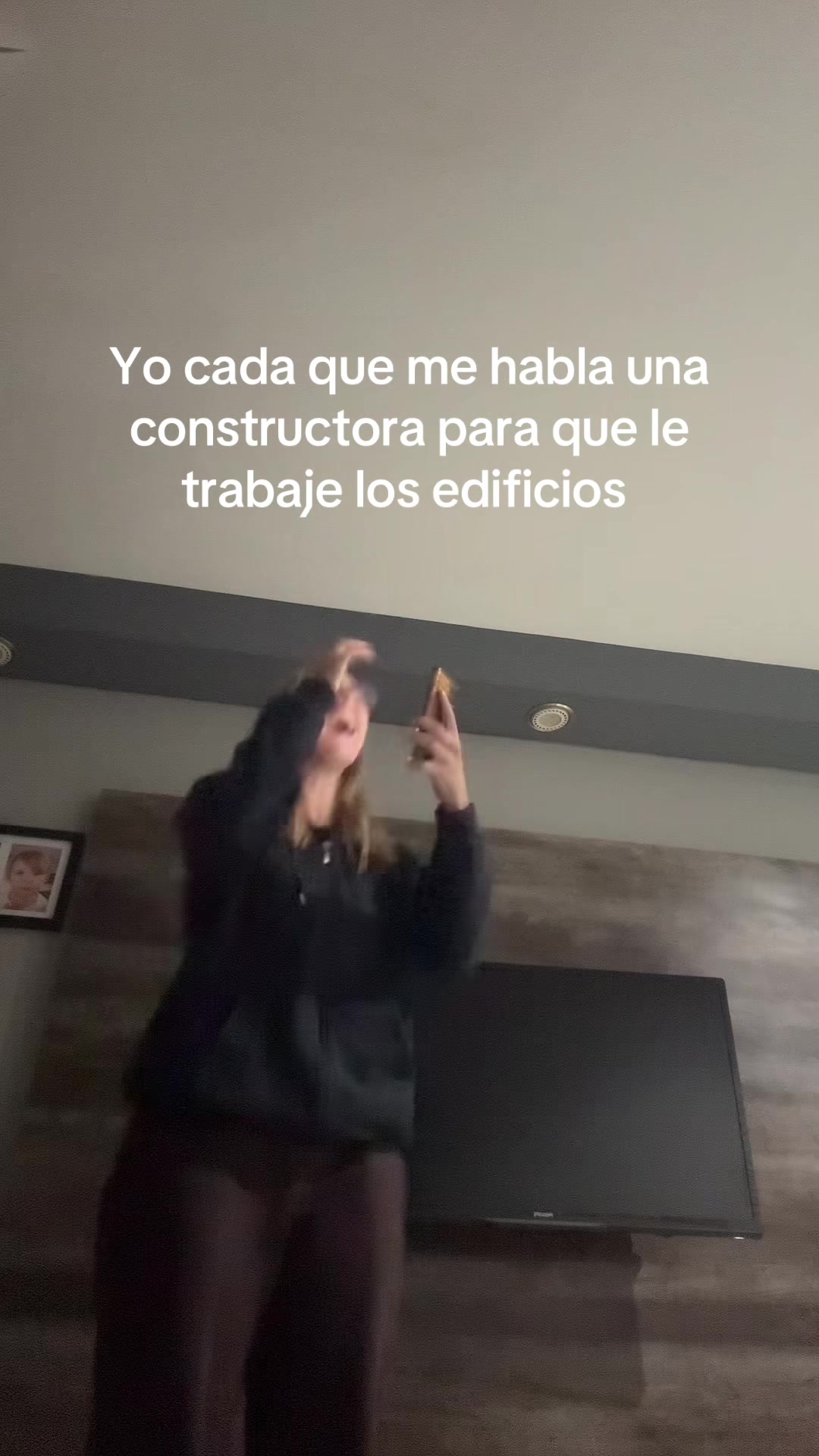 @julilacrra