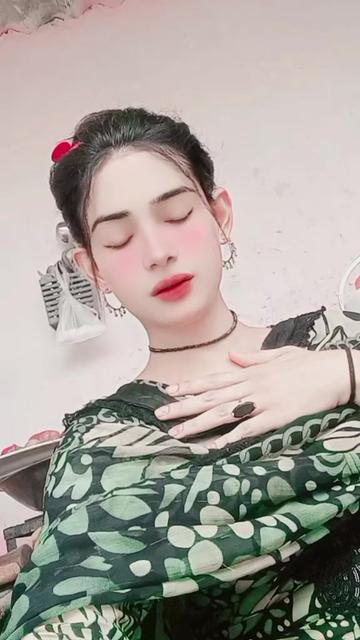 @cute Aliza 😘😘😘✨✨
