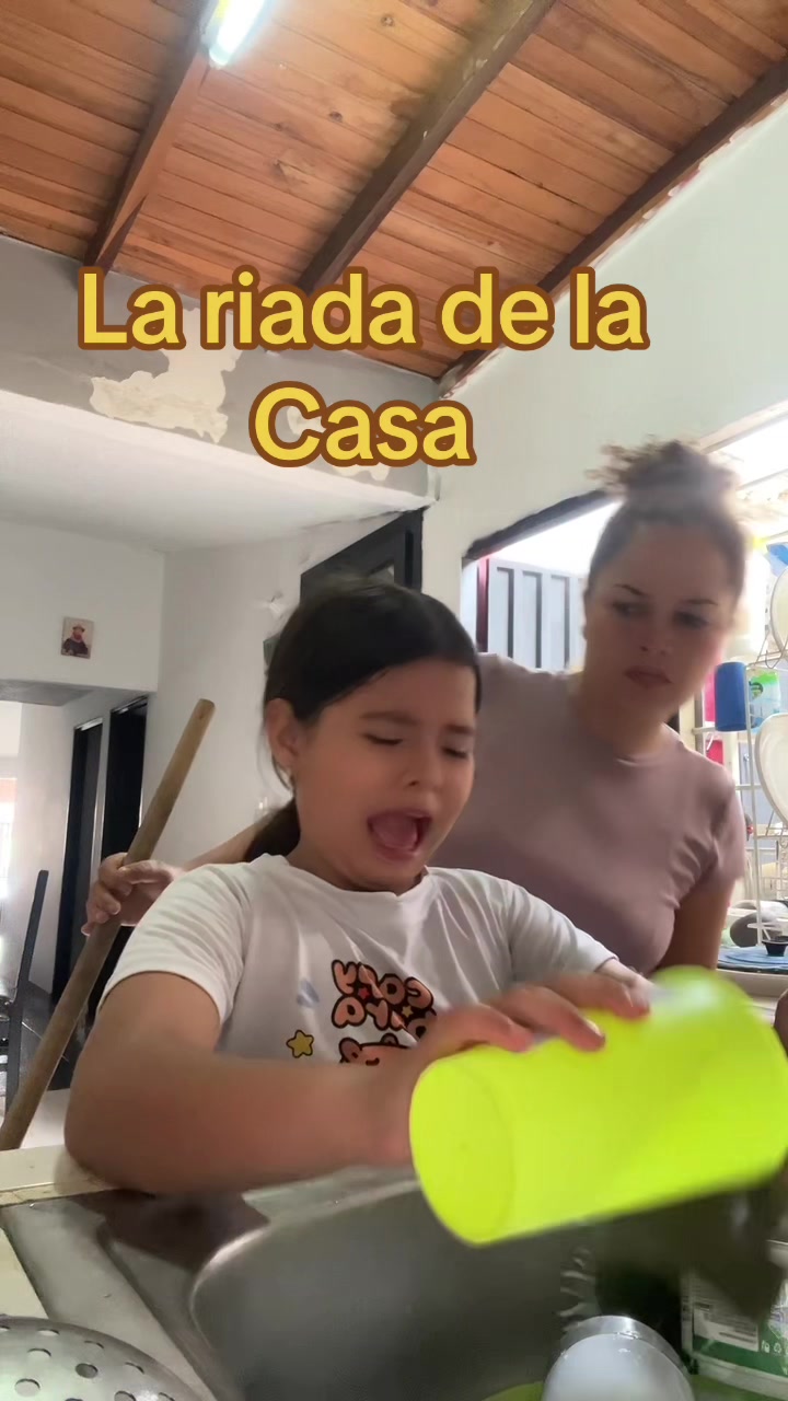 @👑Jhesenia Lozada ❣️