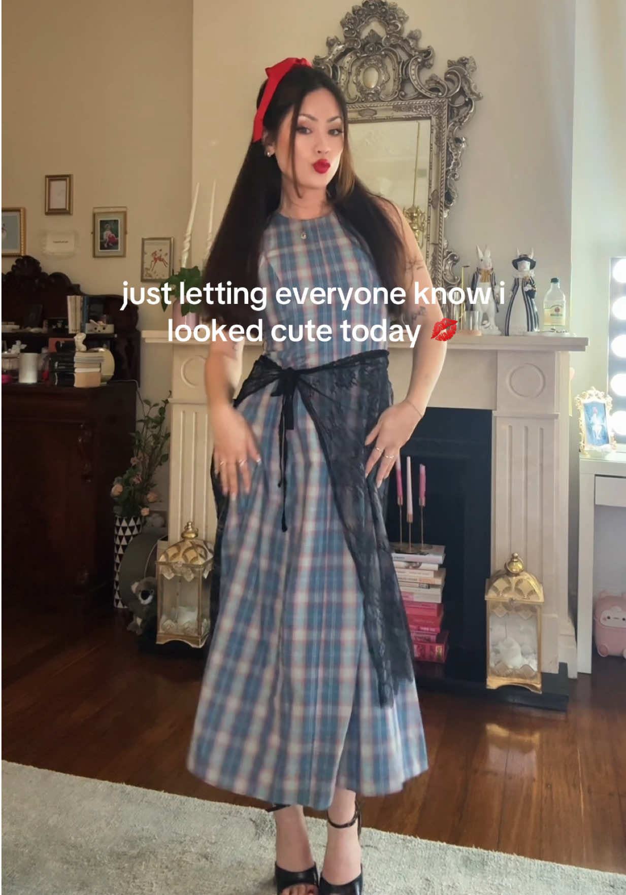 @chloe