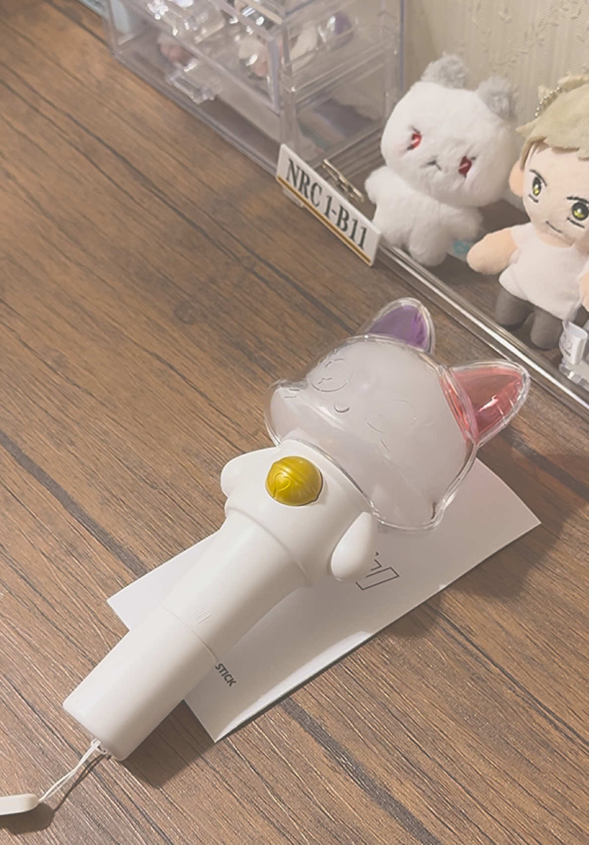 @さり