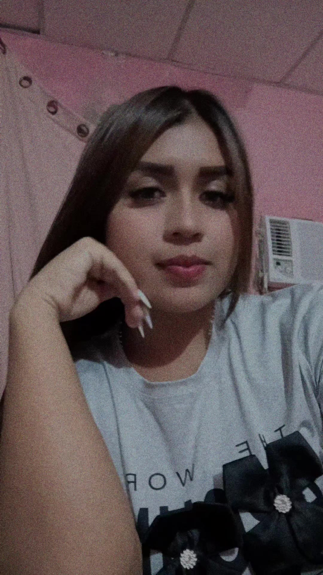 @Yunely ✨