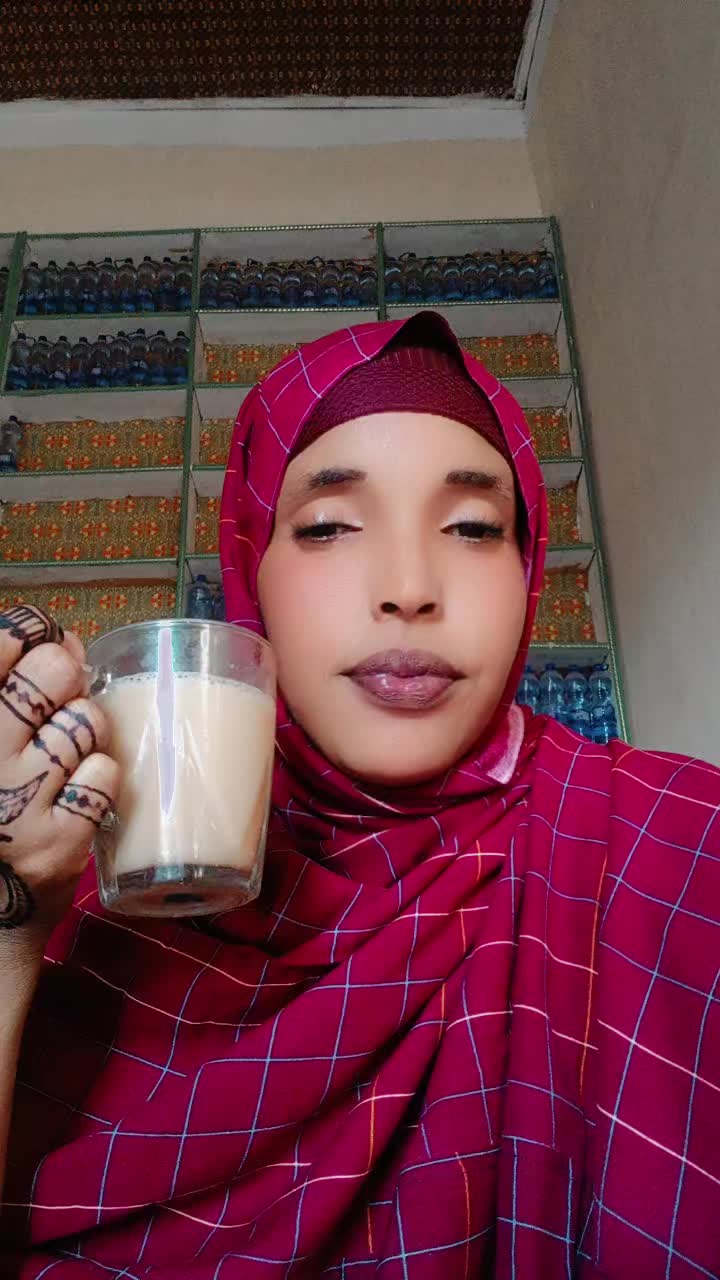 @Ayeeyo Xaliimo