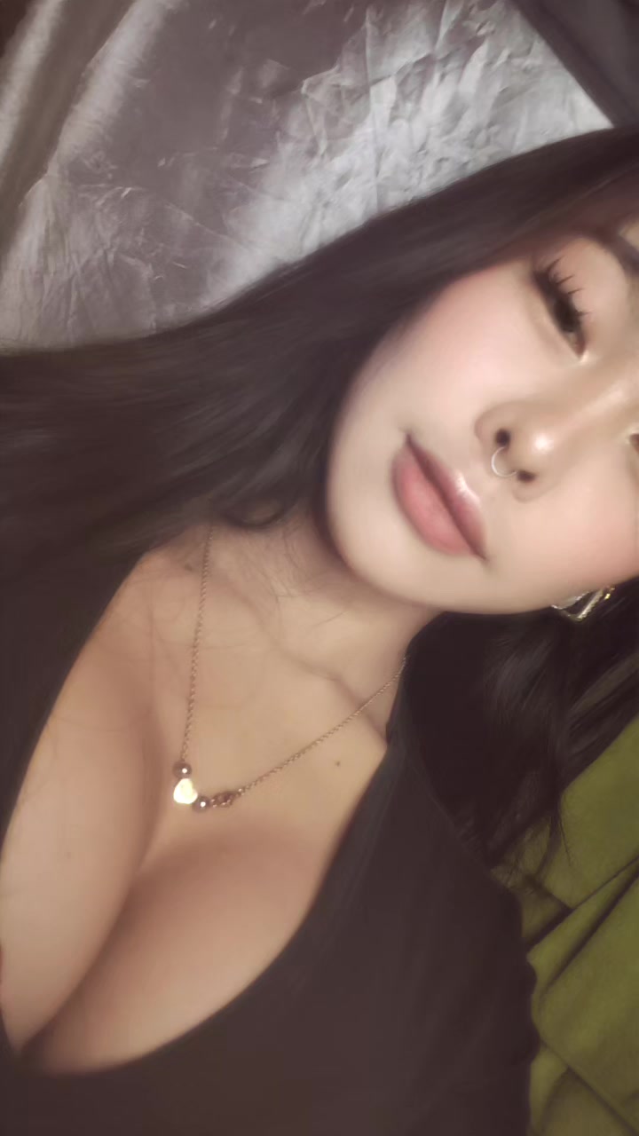 @𝖙𝖊𝖙ᴢʏ(ღ˘⌣˘ღ)