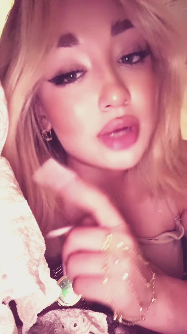 @𝑺𝒂𝒓𝒂🦦