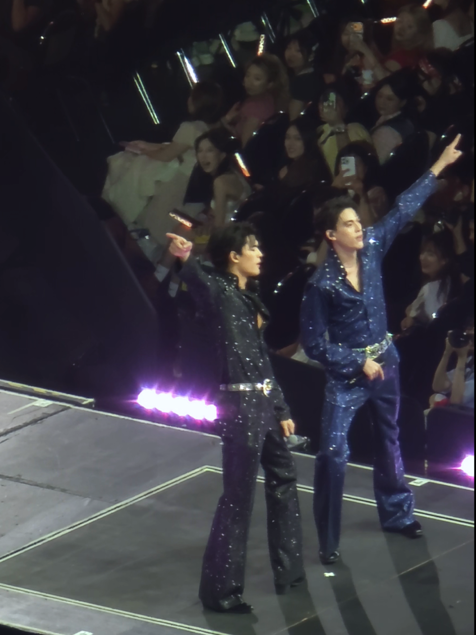 @811~