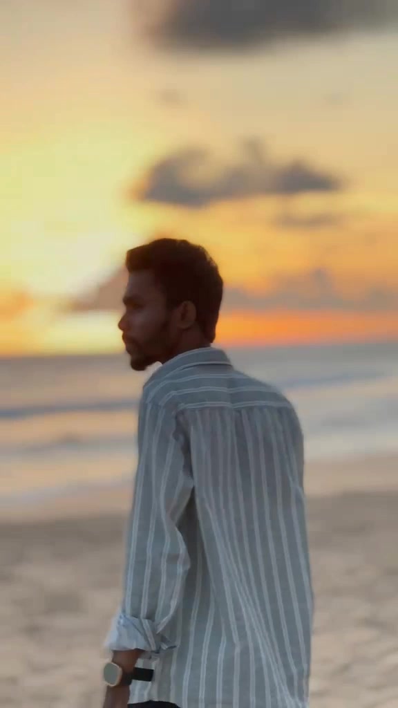 @𝐍𝐚𝐝𝐮𝐧 𝐇𝐚𝐧𝐬𝐚𝐧𝐚⚓🇱🇰