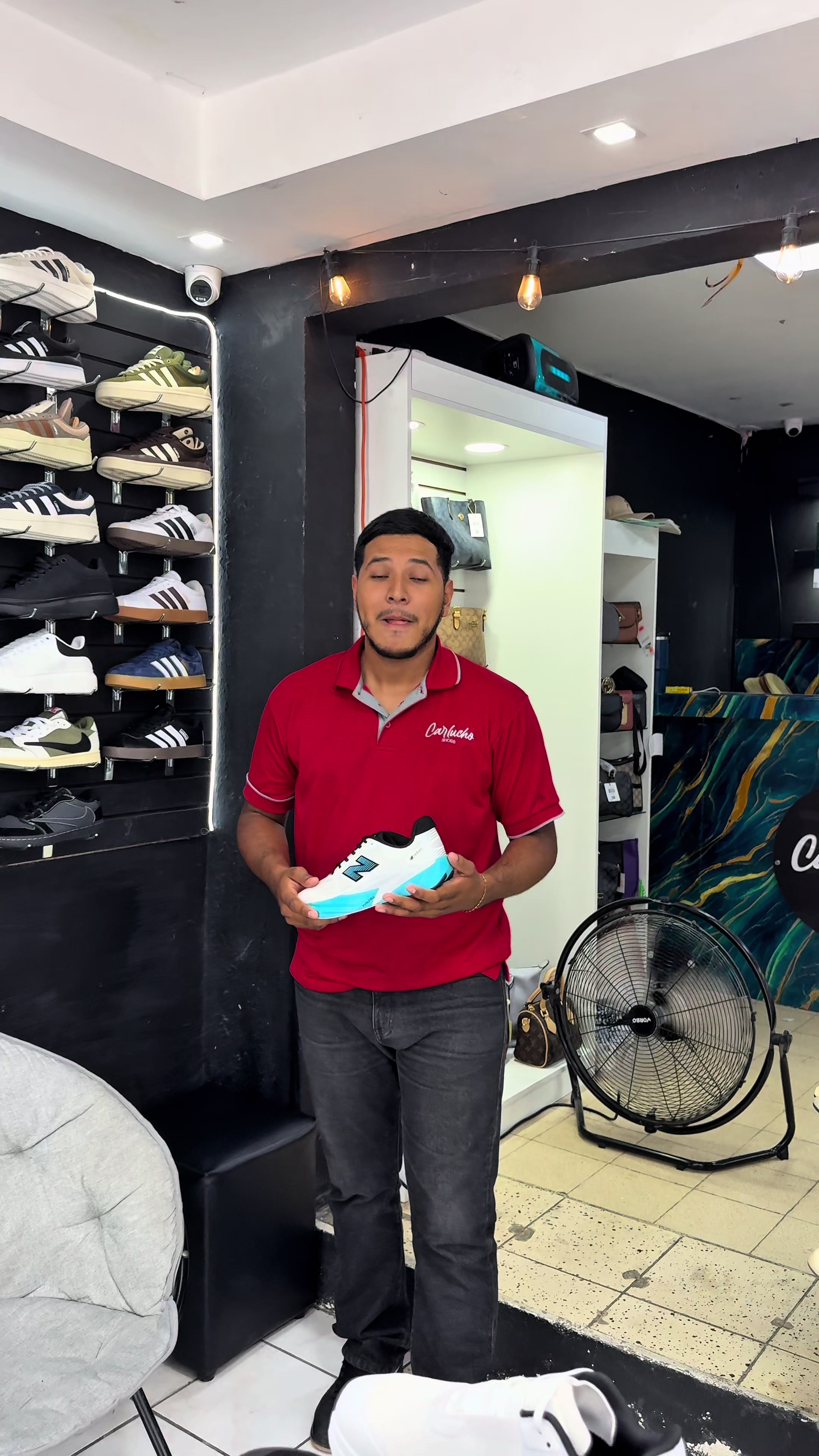 @carlucho.shoes
