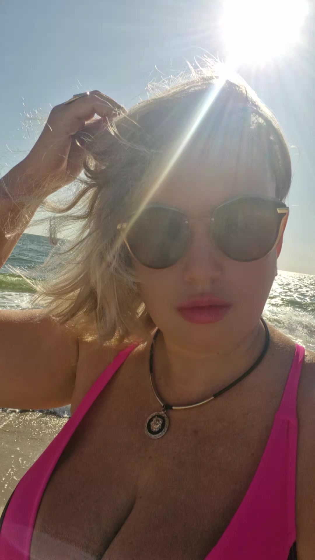@Gorgeous woman💣