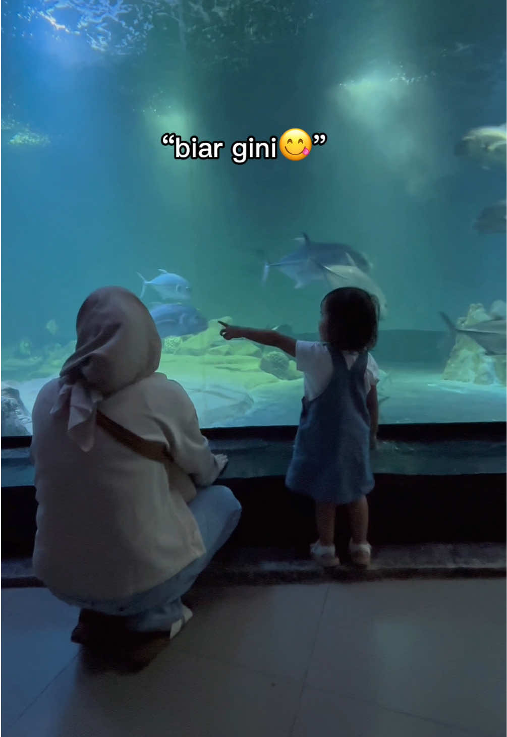@Riswa️🐝