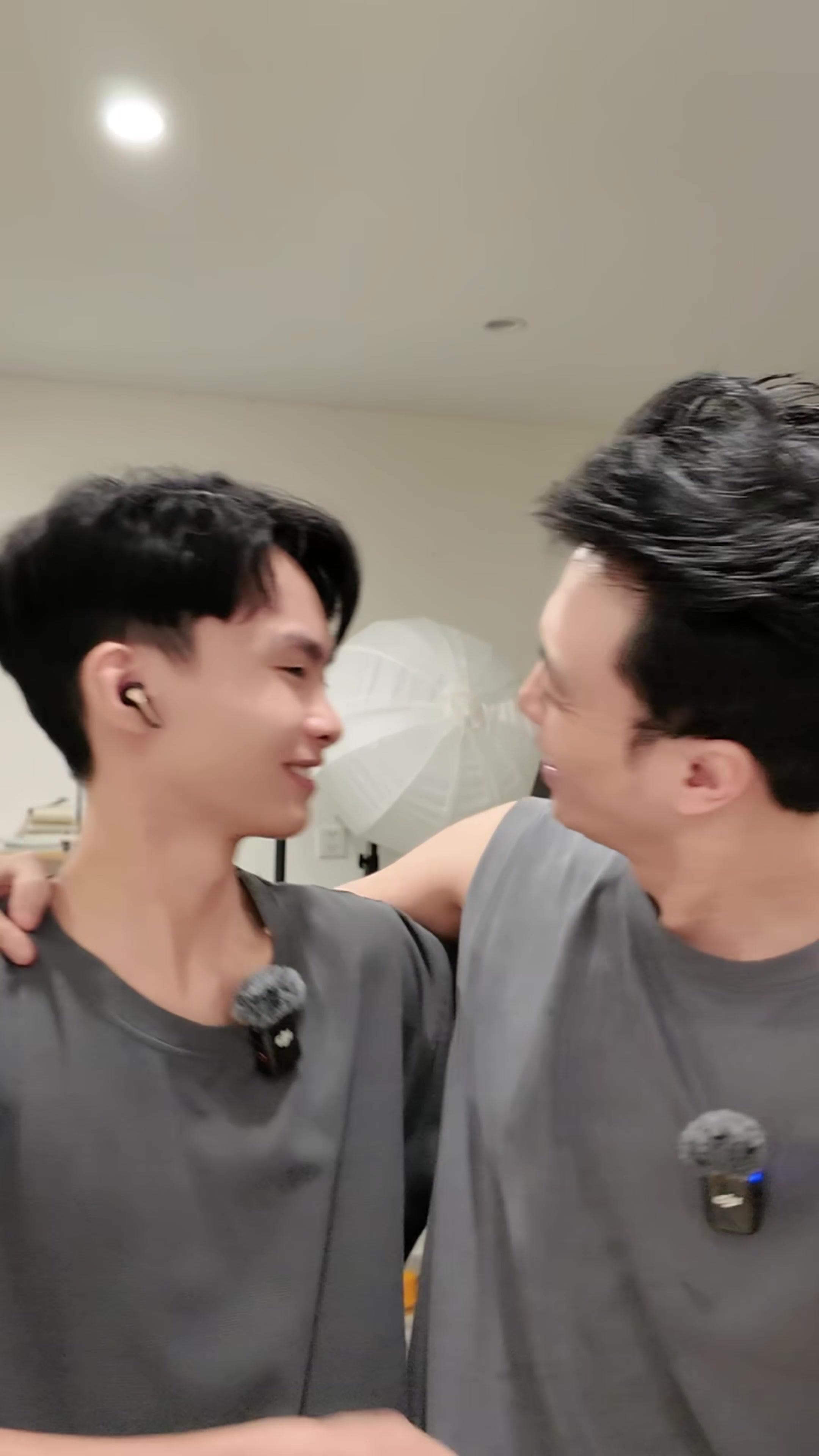 @Mister Vịt